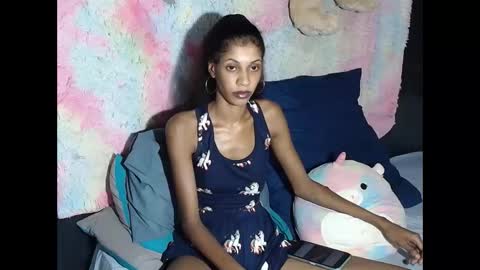 indianqueen5 online show from December 2, 2025, 8:04 pm