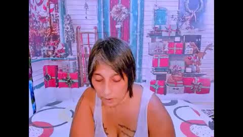 Snapshot of indianroxy27 chatting on November 30, 2025, 4:44 pm indianroxy27 online show from November 30, 2025, 4:44 pm