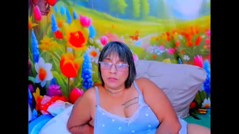 indianroxy27 online show from May 28, 2026, 7:11 pm