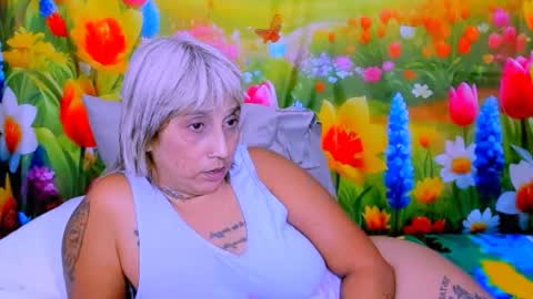 indianroxy27 online show from June 24, 2026, 8:19 pm
