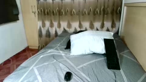 Snapshot of indiansecretlove20 chatting on February 19, 2025, 12:14 am goddess online show from February 19, 2025, 12:14 am