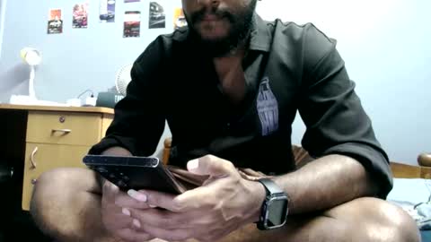 indiansexy_monster online show from April 14, 2026, 8:42 am