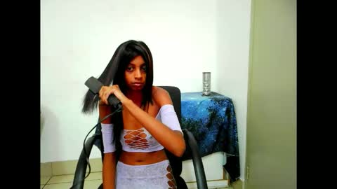 indiansexybtx online show from May 28, 2026, 6:21 am
