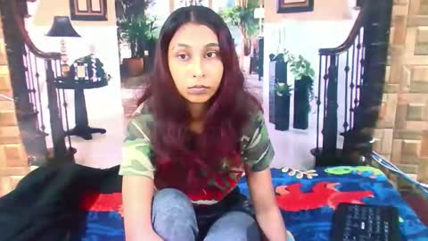 indiansexybutt4u2luv online show from May 14, 2026, 5:47 am