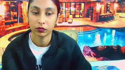 indiansexybutt4u2luv online show from June 13, 2026, 5:27 am