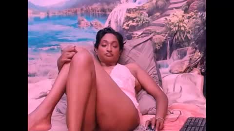 Snapshot of indianspicy69 chatting on February 8, 2025, 11:24 pm Shreya online show from February 8, 2025, 11:24 pm