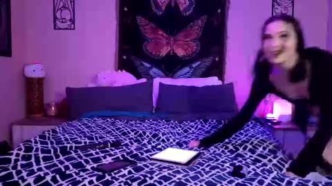 Indigo Bay online show from March 9, 2026, 6:39 am