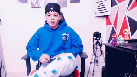 Snapshot of indomitablebeast chatting on December 21, 2024, 12:09 am matias online show from December 21, 2024, 12:09 am