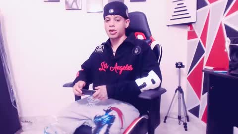 matias online show from September 23, 2025, 4:48 am