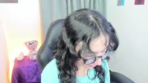 Snapshot of indra_cam chatting on June 26, 2026, 5:34 am Diana online show from June 26, 2026, 5:34 am