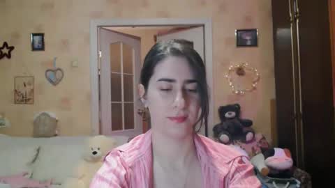 Snapshot of inelika chatting on September 19, 2025, 9:26 pm Inna  online show from September 19, 2025, 9:26 pm