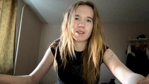 Sofia online show from May 20, 2026, 3:29 pm