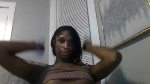 Snapshot of inez0201 chatting on July 4, 2026, 7:36 am kendaLin online show from July 4, 2026, 7:36 am