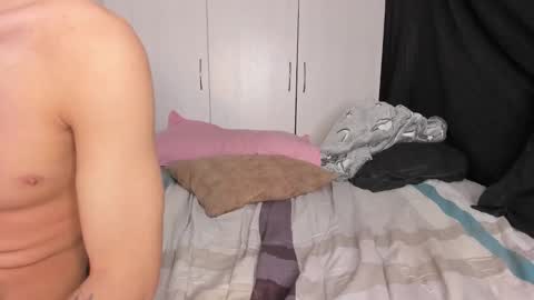 Snapshot of infinitesex2 chatting on January 7, 2025, 3:14 am Samantha and chris online show from January 7, 2025, 3:14 am