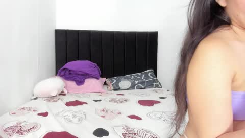 Snapshot of infinitesex2 chatting on October 9, 2025, 12:30 am Samantha and chris online show from October 9, 2025, 12:30 am