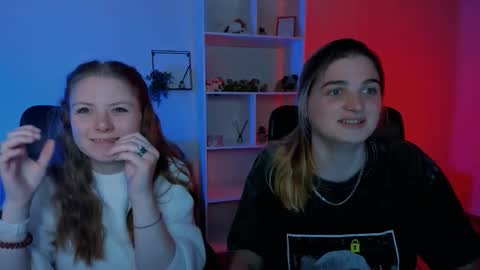 inga_gree online show from October 9, 2025, 12:36 pm