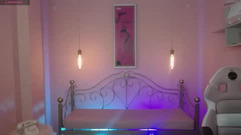 ingrid03_taffur online show from February 9, 2026, 8:13 pm