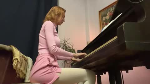 ingridmayer online show from February 4, 2026, 6:25 pm