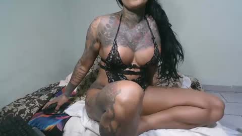 ink bella online show from October 7, 2025, 10:01 am