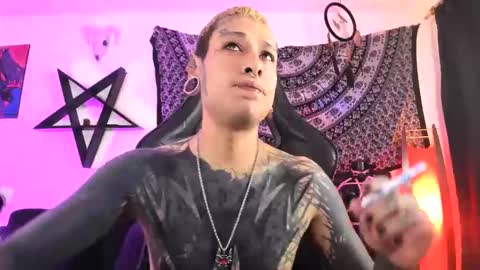 Dani  online show from October 28, 2025, 6:50 am