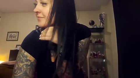 inkedcookies online show from December 28, 2024, 8:37 am