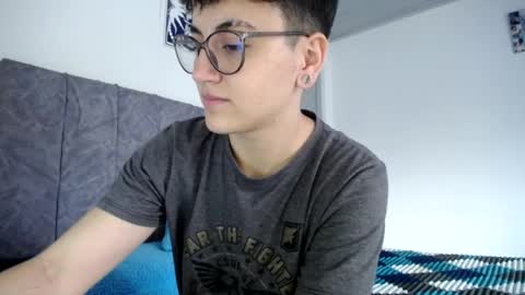 lyan onlyfans n linda online show from March 29, 2026, 8:09 pm