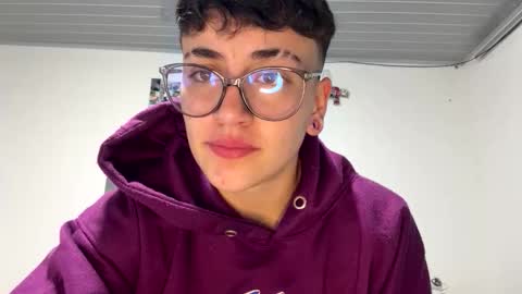 lyan onlyfans n linda online show from April 12, 2026, 2:16 am