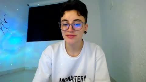 lyan onlyfans n linda online show from August 8, 2026, 4:03 am