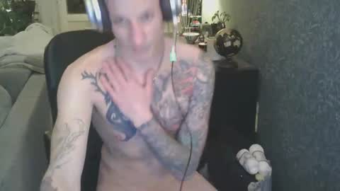 Snapshot of inkedsweed69 chatting on April 14, 2026, 12:05 am inkedsweed69 online show from April 14, 2026, 12:05 am
