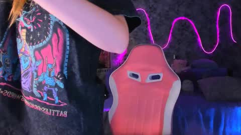 Snapshot of inma_lewdness chatting on February 9, 2025, 11:25 am Grace online show from February 9, 2025, 11:25 am