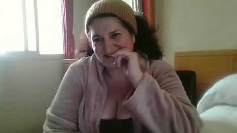 inna46_ online show from January 24, 2025, 11:37 am