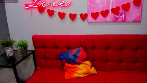 Inna online show from April 12, 2026, 1:32 am