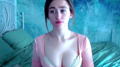 Snapshot of innnita chatting on February 16, 2026, 3:13 am Lina online show from February 16, 2026, 3:13 am