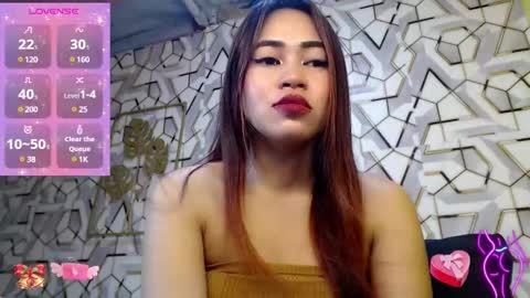 Snapshot of innocent_belle chatting on February 9, 2025, 5:29 am Belle online show from February 9, 2025, 5:29 am