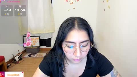 Luna        online show from March 12, 2026, 8:15 pm