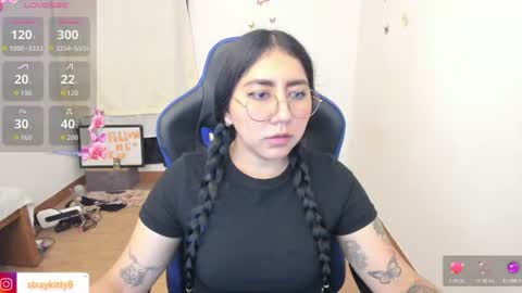 Luna        online show from July 3, 2026, 11:44 pm