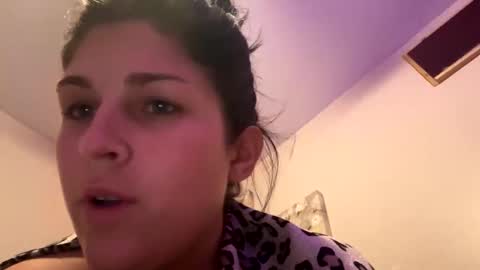 Snapshot of innocentlilsarah chatting on November 11, 2025, 5:51 am innocentlilsarah online show from November 11, 2025, 5:51 am