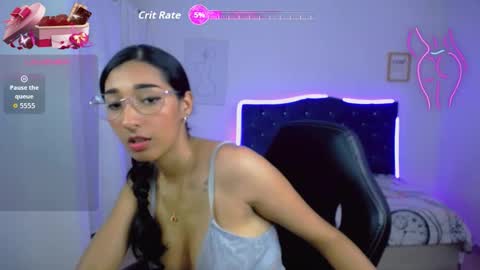 Luna moon online show from September 9, 2025, 6:18 pm