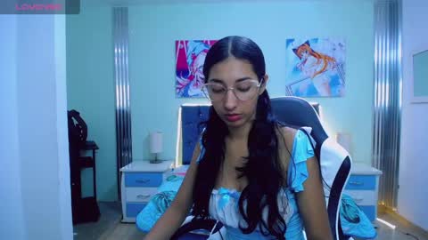Luna moon online show from May 23, 2026, 1:44 am