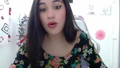 Snapshot of inocentheaven chatting on October 23, 2025, 1:21 pm Celeste online show from October 23, 2025, 1:21 pm