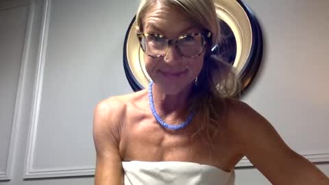 Insatiablekate online show from July 31, 2026, 10:42 pm