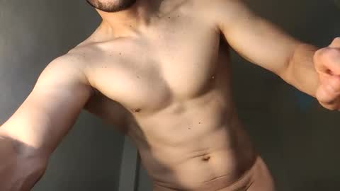 INSTAGRAM  camilodlx online show from April 16, 2026, 2:29 pm