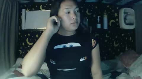 MAXINE online show from April 12, 2026, 3:00 am