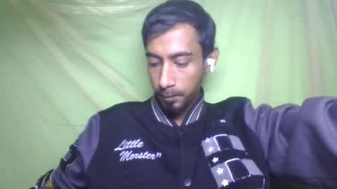 interne8famous online show from January 8, 2026, 12:40 pm