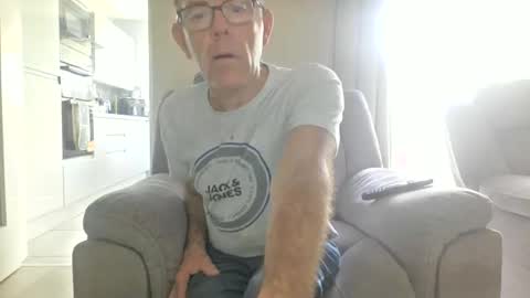 Snapshot of inthemood63 chatting on September 15, 2025, 3:45 pm inthemood63 online show from September 15, 2025, 3:45 pm