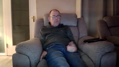 Snapshot of inthemood63 chatting on October 30, 2025, 5:57 pm inthemood63 online show from October 30, 2025, 5:57 pm