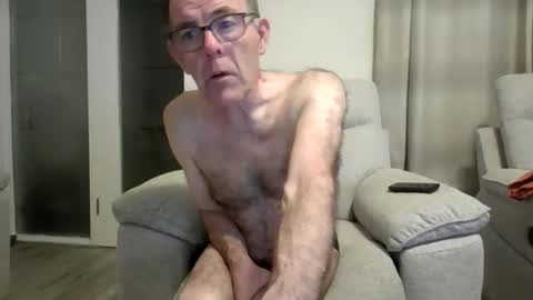 Snapshot of inthemood63 chatting on May 10, 2026, 10:26 pm inthemood63 online show from May 10, 2026, 10:26 pm