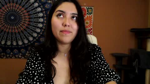 Snapshot of intimatetales chatting on December 17, 2024, 5:58 pm Africa online show from December 17, 2024, 5:58 pm