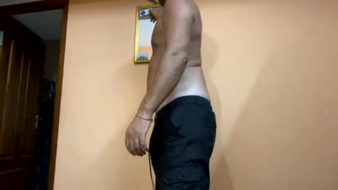 Snapshot of into1ne chatting on December 25, 2024, 8:51 am Sinshual online show from December 25, 2024, 8:51 am