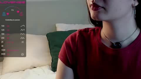 Snapshot of iralascola chatting on October 20, 2025, 1:17 am Mia online show from October 20, 2025, 1:17 am